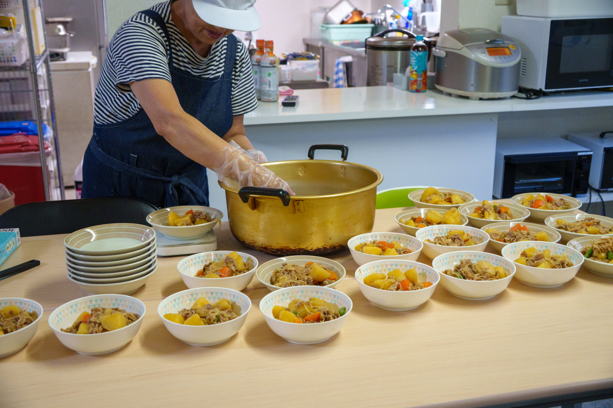 配食事業